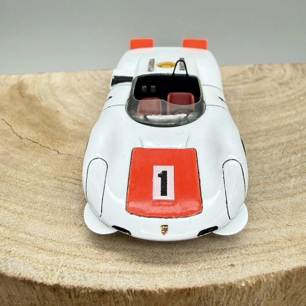 Vroom Porsche 910 1967 Resin 1:43 Scale Model Robb Brown Built France White